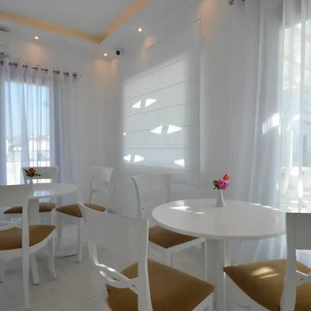 Margie Mykonos Hotel 4*